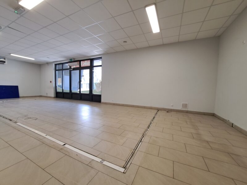 Okazały lokal użytkowy BOSZKOWO - NAJEM
