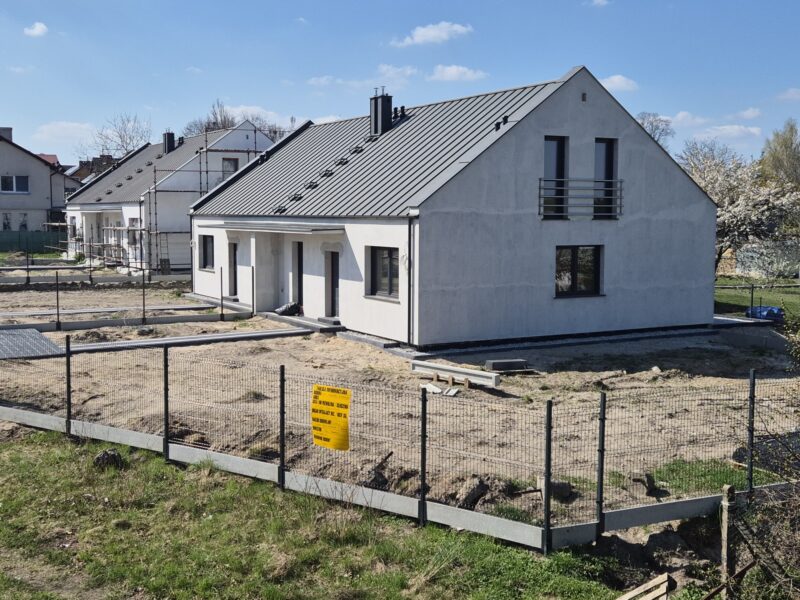 NOWA INWESTYCJA WSCHOWA, POŁOWA BLIŹNIAKA LOKAL "B"