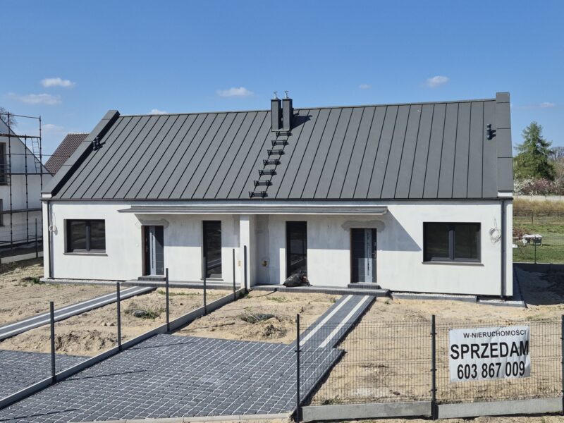 NOWA INWESTYCJA WSCHOWA POŁOWA BLIŹNIAKA, LOKAL "C"